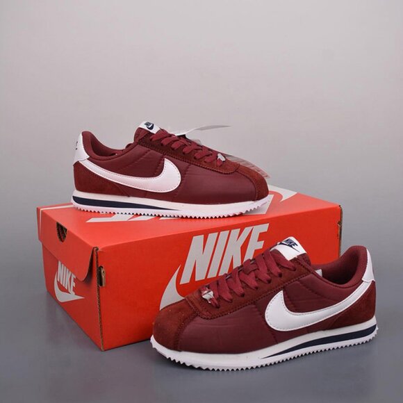 Nike Cortez Textile Shoes Red - Picture 1 of 9
